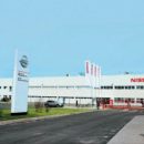 Nissan останавливает все японские заводы