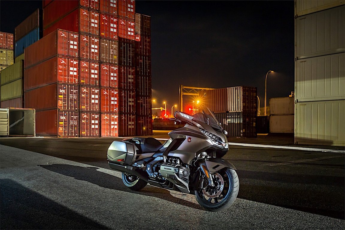 Honda презентовала новый мотоцикл Gold Wing