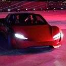 Видео: Молниеносный разгон Tesla Roadster показали из салона авто