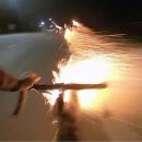 Видео: Велосипедист с ракетницей устроил охоту на мотохамов