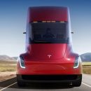 Tesla собрала более тысячи заказов на свой электрический грузовик