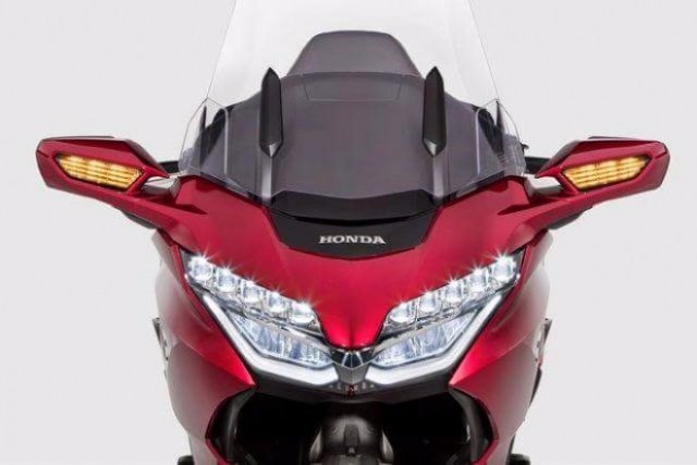 Новый мотоцикл Honda GoldWing 2018 могут показать на Eicma-2017