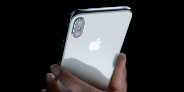 Какой автомобиль можно купить в России по цене нового iPhone X? Какой автомобиль можно купить в России по цене нового iPhone X?