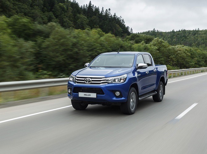 Пикап Toyota Hilux прибавил в стоимости Пикап Toyota Hilux прибавил в стоимости