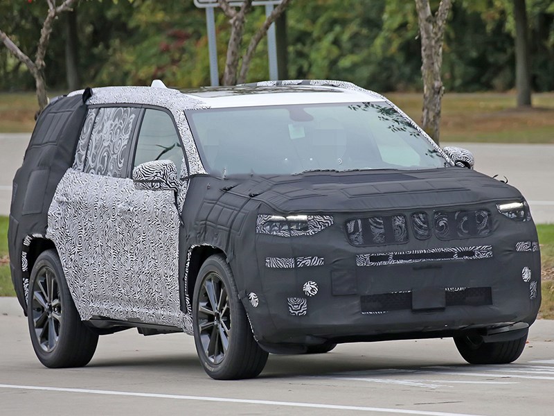 Jeep начал тесты большого кроссовера