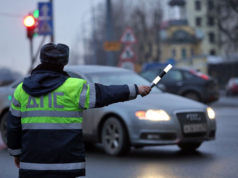 Инспекторам ГИБДД запретят оформлять пьяных судей Инспекторам ГИБДД запретят оформлять пьяных судей