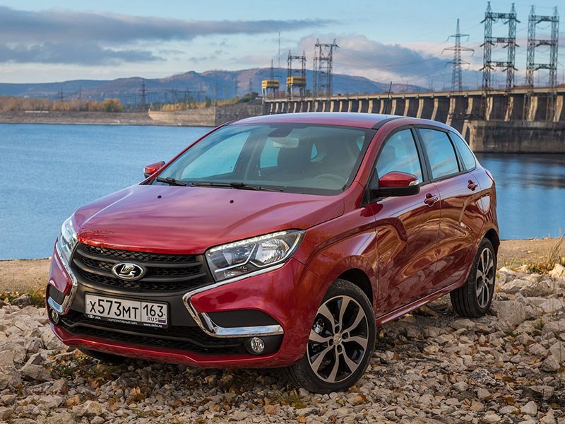 Lada XRAY получила новую комплектацию