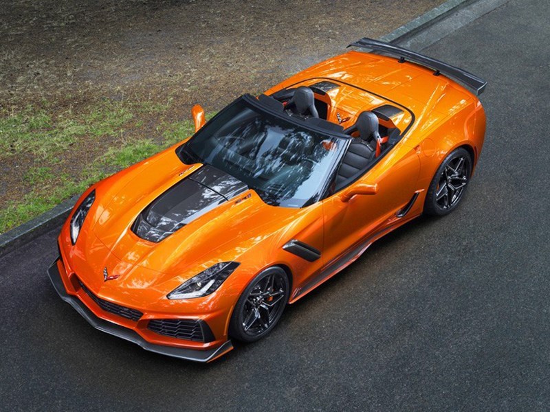 Самому крутому Chevrolet Corvette ZR1 сорвало крышу Самому крутому Chevrolet Corvette ZR1 сорвало крышу