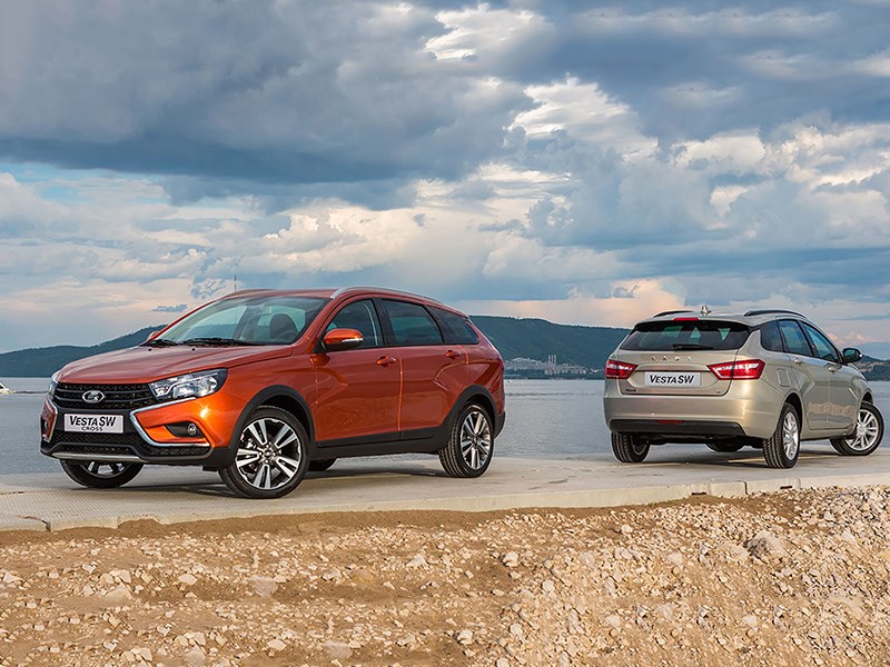 За универсалами Lada Vesta SW и SW Cross выстроились очереди За универсалами Lada Vesta SW и SW Cross выстроились очереди