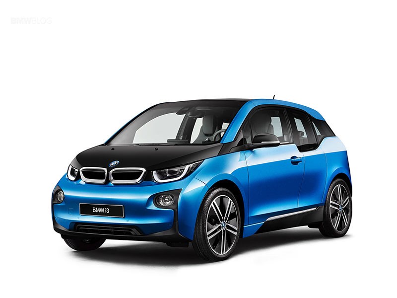 BMW отзовет в США все i3 из-за непристегнутой женщины BMW отзовет в США все i3 из-за непристегнутой женщины