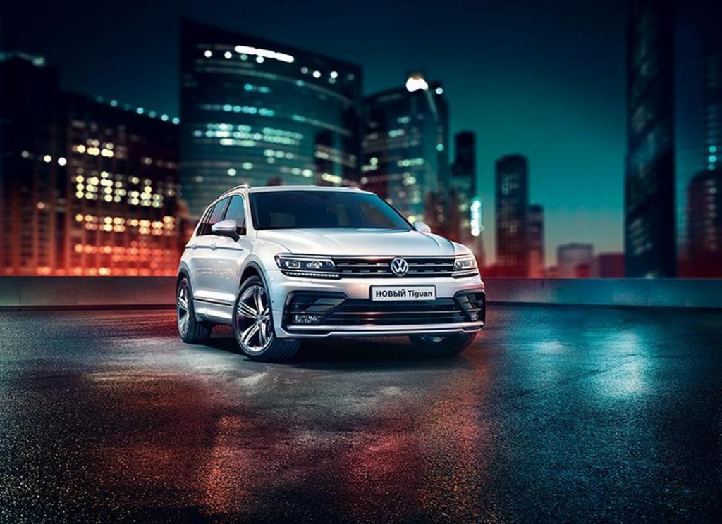 Volkswagen Tiguan Sportline – официальный автомобиль Главного Катка страны на ВДНХ Volkswagen Tiguan Sportline – официальный автомобиль Главного Катка страны на ВДНХ
