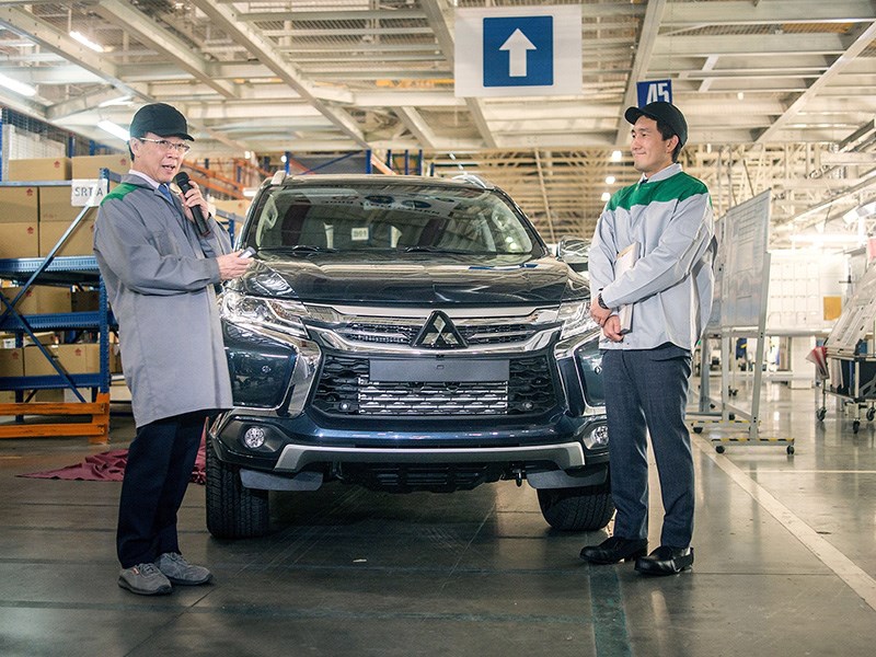 В России начали собирать новый Mitsubishi Pajero Sport В России начали собирать новый Mitsubishi Pajero Sport