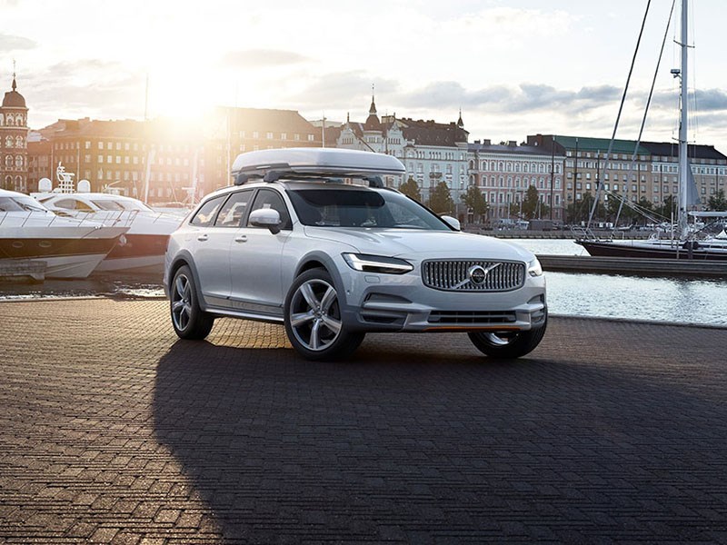 Volvo привезла в Россию V900 Ocean Race Volvo привезла в Россию V900 Ocean Race