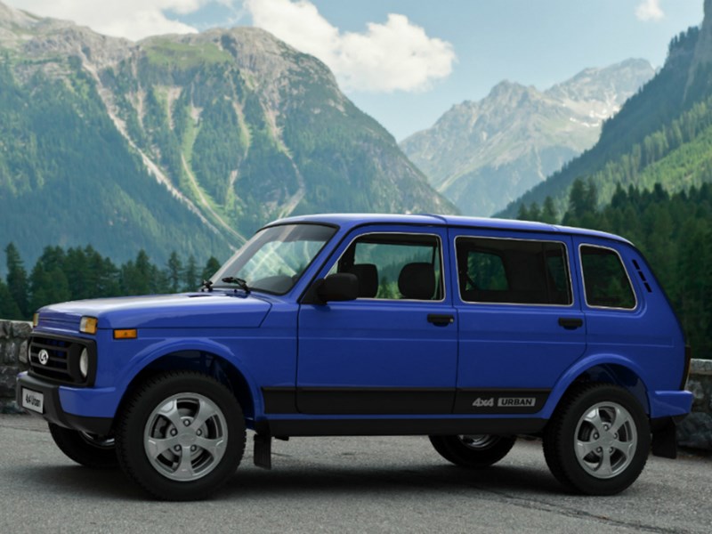 Пятидверная Lada 4×4 добралась до Германии Пятидверная Lada 4×4 добралась до Германии