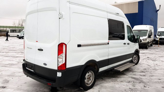Ford Sollers сделал спецверсию Ford Transit для таможенников Ford Sollers сделал спецверсию Ford Transit для таможенников