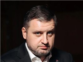 Тенденция на рынке сейчас такая, что клиенты хотят видеть наличие умных технологий, даже в самых простых комплектациях
